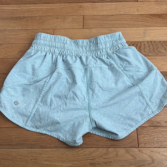 Lululemon Tracker Short - Picture 2 of 4